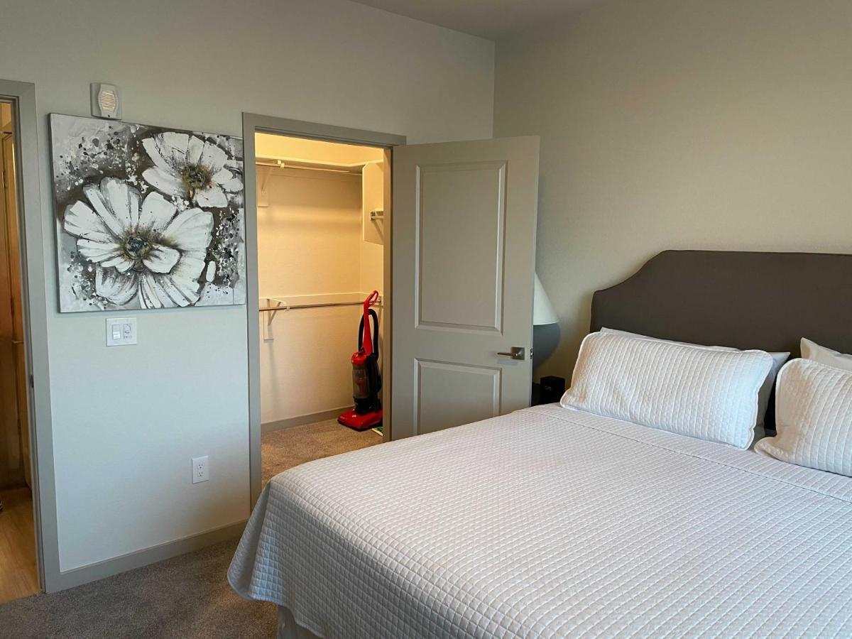 Stay Gia New Modern 1 Bedroom Apartment With Swimming Pool & Gym At Grayson Place Goodyear Exterior foto